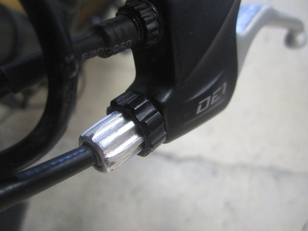 For the moving, outside brake pad, use barrel nut on brake level.